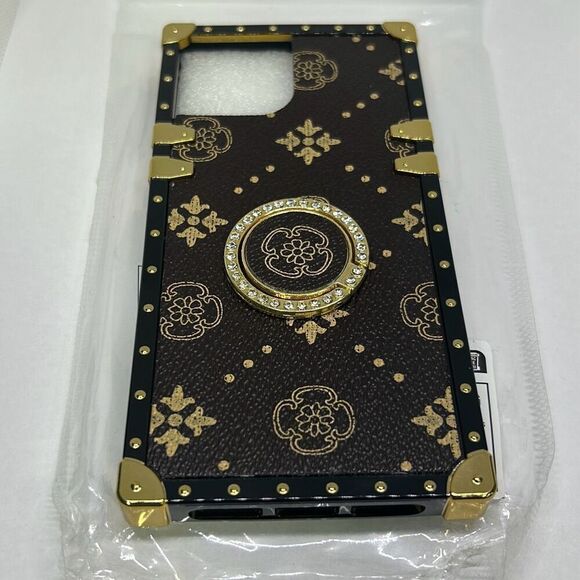 iPhone 15 Pro Designer Look Phone Case - Picture 1 of 3